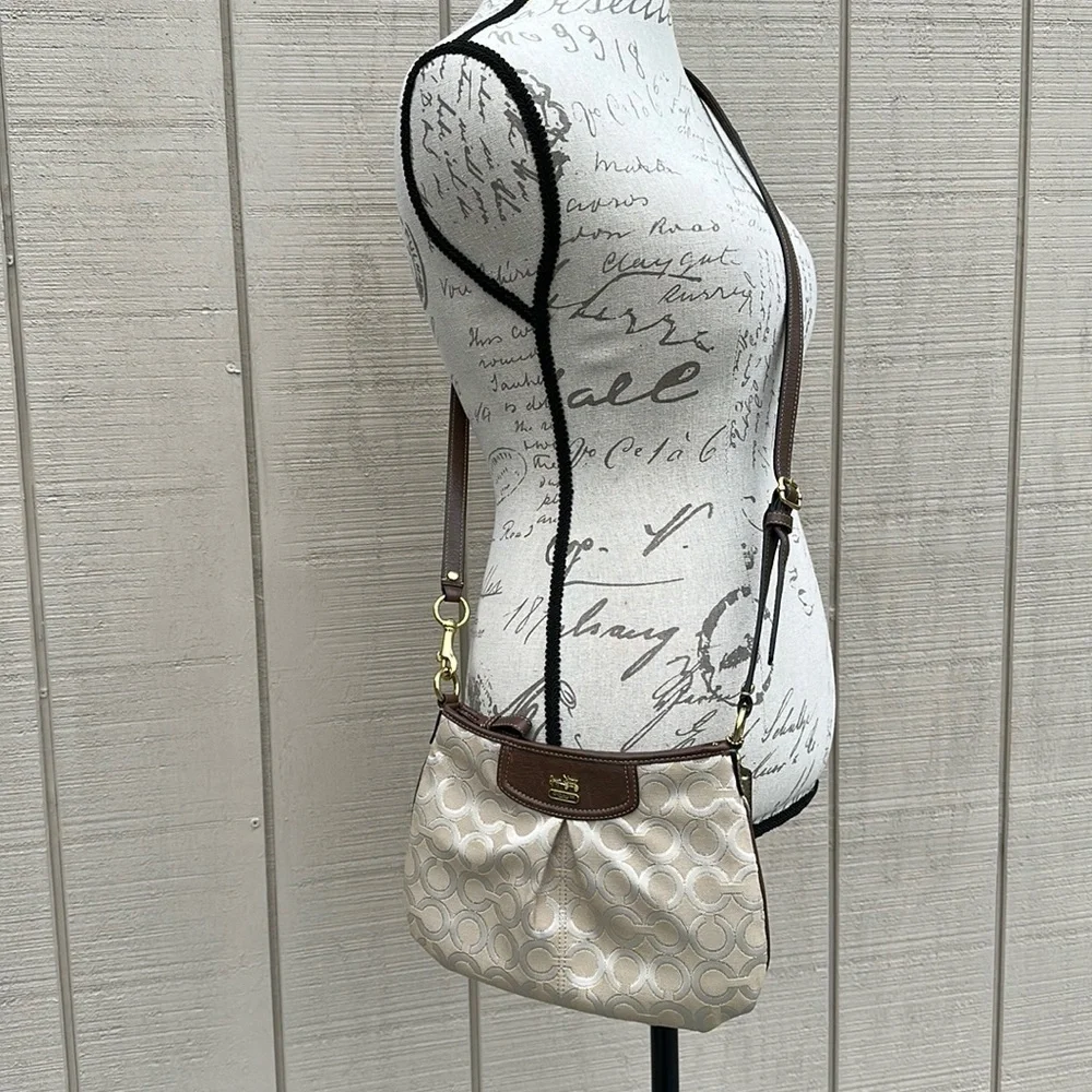 COACH Ashley Khaki & Gold Lurex Optic Art Swingpack Crossbody - Picture 2 of 16